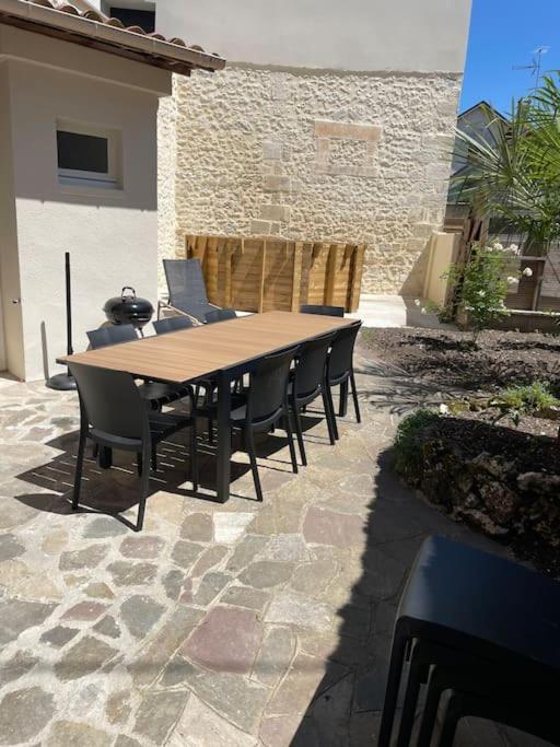 Maison 5 Chambres 3Sdb En Ville Avec Piscine Perigueux Bagian luar foto